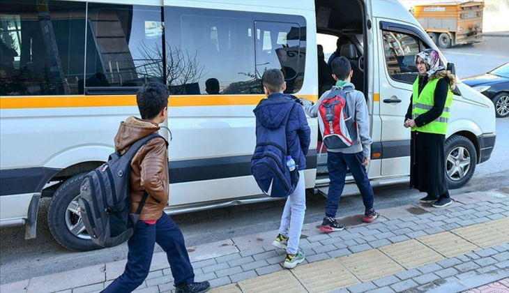 Okul servis ücretleri tavan yaptı: En yakın mesafe İstanbul'da 11 bin 310, Ankara'da 10 bin 400 TL oldu! 