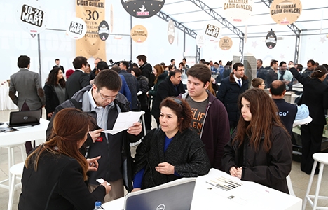 Ev almak isteyenler Sinpaş Çadır Günleri'ne akın etti!