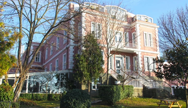 Özeli liselerin fiyatları 170 bin liraları buldu İşte özel liselerin 2022 fiyat listeleri