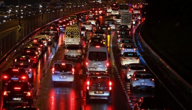 Bayram bitti, yollar kalabalıklaştı! İşte bayram dönüşü yolların son durumu