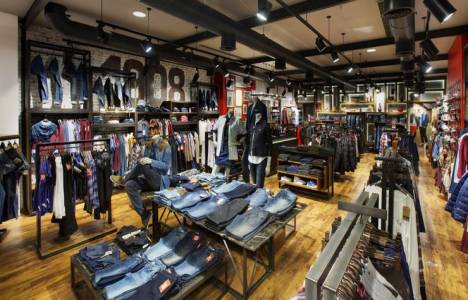 Batman Lee mağazası açıldı!