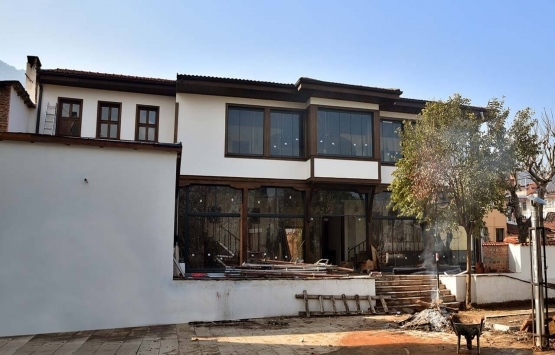 Bursa'da iki asırlık bina restore edildi!