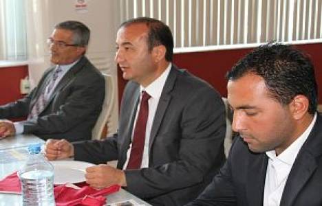 Ceyhan Öğretmenevi'nde kentsel dönüşüm toplantısı yapıldı!