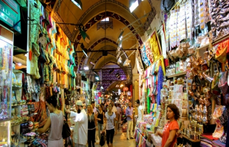 Kapalıçarşı alışveriş ve kira kontratında TL'ye geçti!