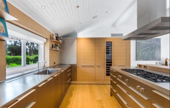 Chris Martin Malibu nun emlak kralı oluyor!