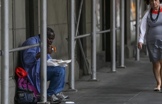 ABD de evsizler için nakliyat konteynırlarından ev projesi!