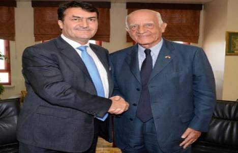 Galatasaray Vakfı kentsel dönüşüme destek verdi!