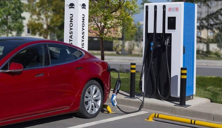 En az yakan hibrit araçlar hangileri? En az yakan 10 hibrit otomobil ve fiyatları...