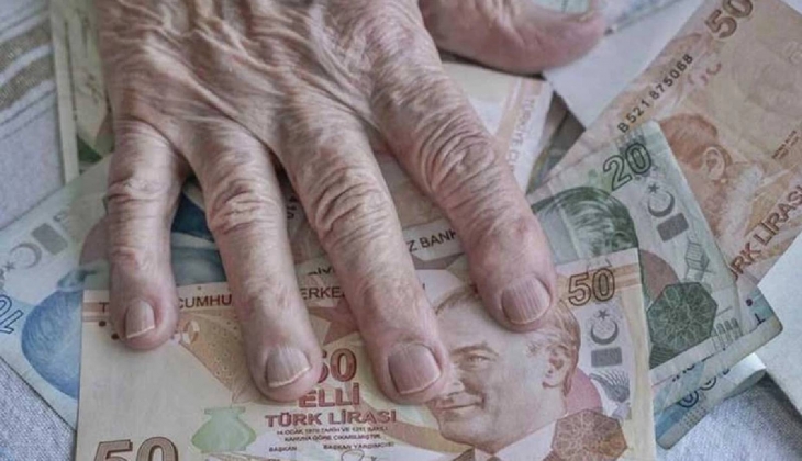 Emekliye 5 bin TL lik ikramiye düzenlemesi TBMM de kabul edildi