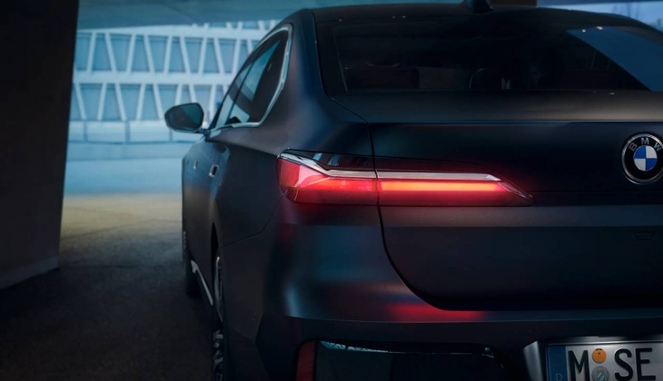 BMW 740’nin fiyatında son dakika gelişmesi! İşte 22 Eylül 2022 fiyat listesi…