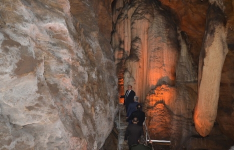 Gökçeler Mağarası ziyaretçilerini bekliyor!