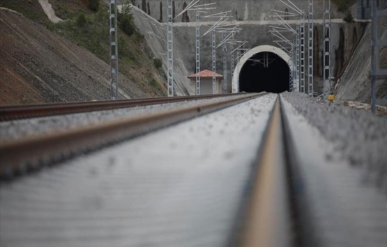 Deniz Yavuzyılmaz dan Bandırma-Bursa-Osmaneli-Yenişehir Demiryolu ihalesi iddiası!
