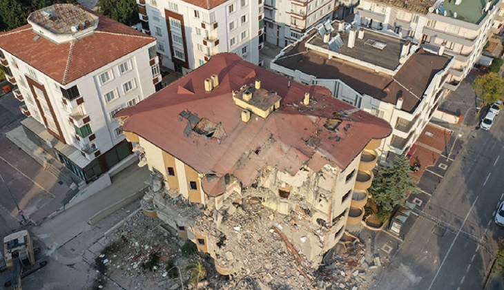 Gaziantep te ağır hasarlı binaların yüzde 55 i yıkıldı!