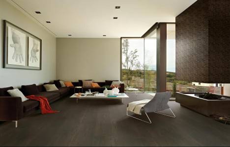 Kalebodur Antique Wood serisi doğal görünüm dokusu sunuyor!