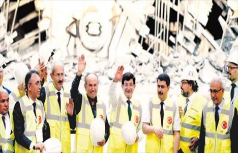 Avrasya Tüneli'nde Boğaz'ın altındaki kazı işlemi tamam!