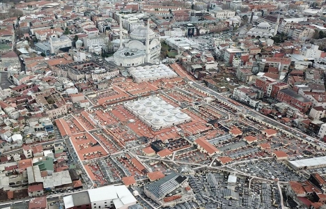 Kapalıçarşı nın çatısına son kiremitler konuluyor!