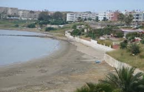 Adana Karataş'ta kaçak yapıya savaş!