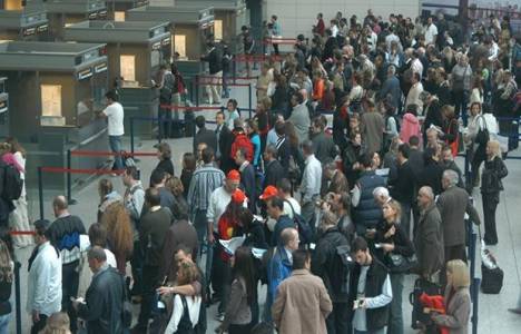 Atatürk Havalimanı 1299 sefer sayısı ile rekor kırdı!