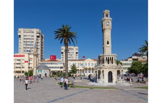 İzmirli hayırsever, anneannesinden kalan evi depremzedelere açtı!