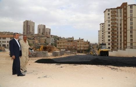 Şahinbey Çamlıca Konutları'nın yolları asfaltlanıyor!