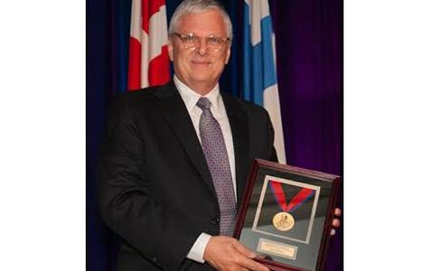 Daniel Ellis, ısı pompasında dünyanın en prestijli ödülünü aldı!