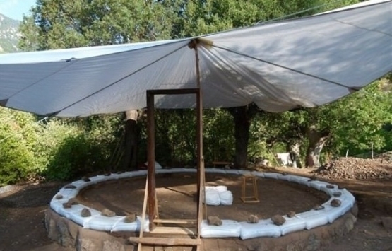 Şehir hayatından sıkılınca 1.500 TL ye ev yaptılar!