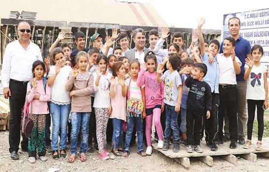 Ebru Yaşar a okul inşaatı teşekkürü!