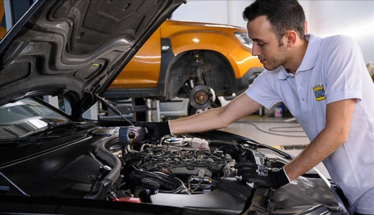 Uzmanlar uyarıyor, yolda kalmayın! Kavurucu sıcaklarda araç hararetine dikkat!