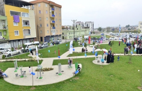 Bursa Çınarönü Mahalllesi'nde 3 park açıldı!