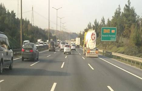 Bayramda oto yollar ve toplu taşıma ücretsiz!