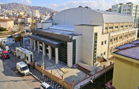 Maltepe'de 10 milyon TL'lik spor tesisi çürüyor!