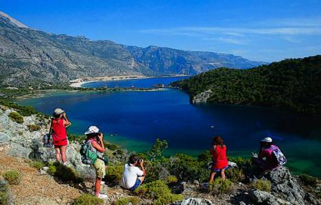 Türkiye turizm gelirlerinde dünyada ilk 10'a giremiyor!