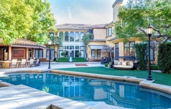 Kendall Jenner ın Batı Hollywood daki 8,5 milyon dolarlık evi!