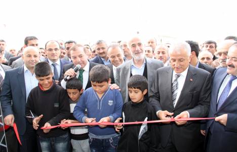 Esenyurt Belediyesi Hacı Kamer Torun Cami'yi ibadete açtı!