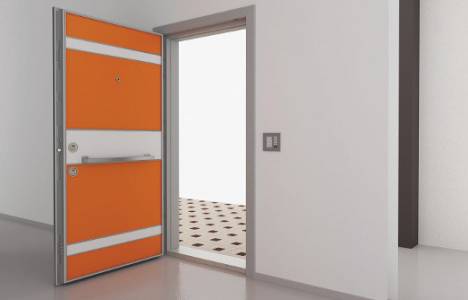 Sur Çelik Kapı Woodlam serisi ile kapılara sıradışı renkler getiriyor!