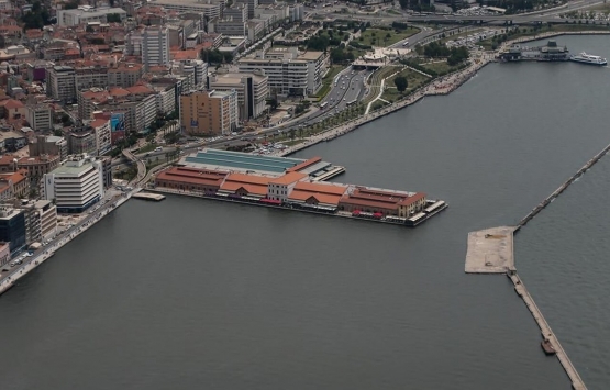 İzmir Tarihi Meslek Fabrikası Binası nın devrine sert tepki!