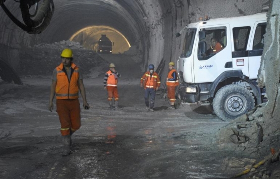 Yeni Zigana Tüneli nin yüzde 52 si tamamlandı!