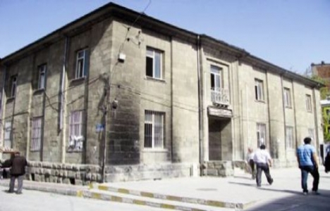 Van Tekel binası satıldı!