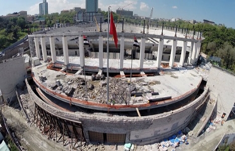 Beşiktaş Vodafone Arena nın çimlendirilmesine başlanıyor!