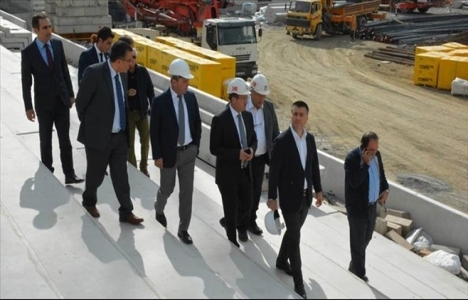 Dursun Türk ve İbrahim İlhami Koç Vodafone Arena'da incelemelerde bulundu!