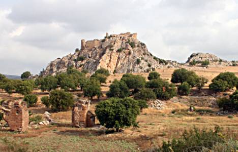 Kastabala Antik Kenti gün yüzüne çıkarılıyor!