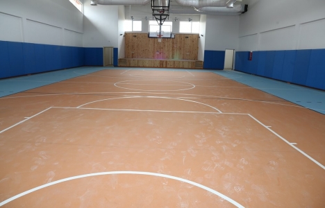 Arhavi Gençlik Merkezi'nin inşaatında sona gelindi!