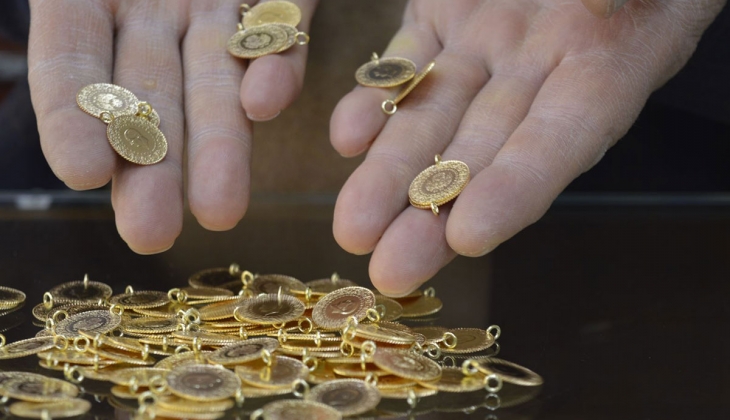 ABD’den esen rüzgar altın fiyatlarını yeniden yükseltti! Güvenli liman altına talep yağıyor