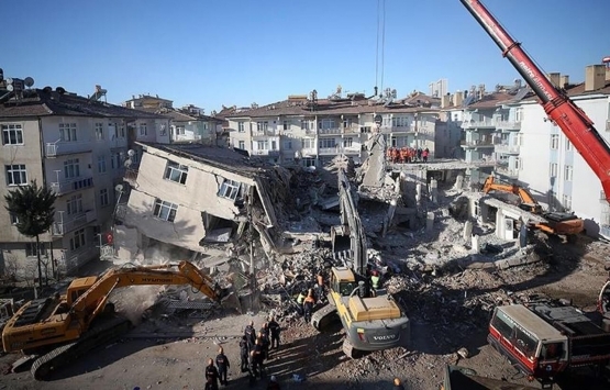 Elazığ da depremzedelere hibe edilen evlere borç çıkartıldı iddiası!