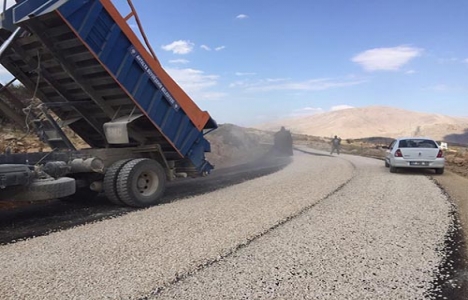 Antalya Elmalı'nın yolları asfaltlanıyor!