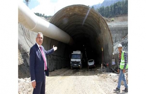 İbrahim Aydın, İbradı'daki tünel inşaatını inceledi! 