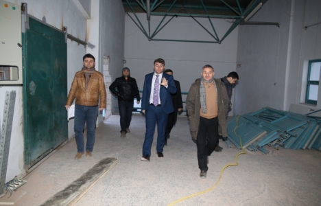 Hüseyin Tosun Kula Meslek Yüksek Okulu inşaatını inceledi!