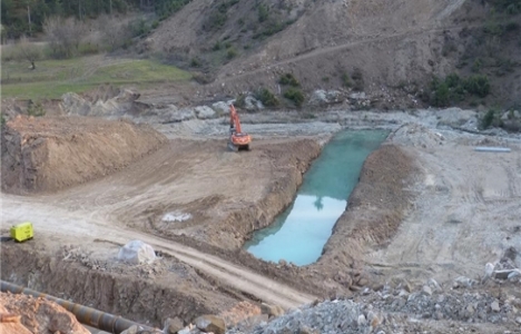 Akçay Barajı inşaatında gövde dolgu çalışmaları başladı!
