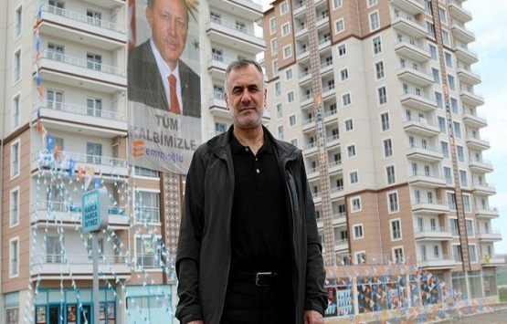 Musa Emmioğlu 20 çalışanına ev hediye etti!