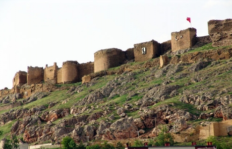  Bayburt Kalesi restore edilecek!